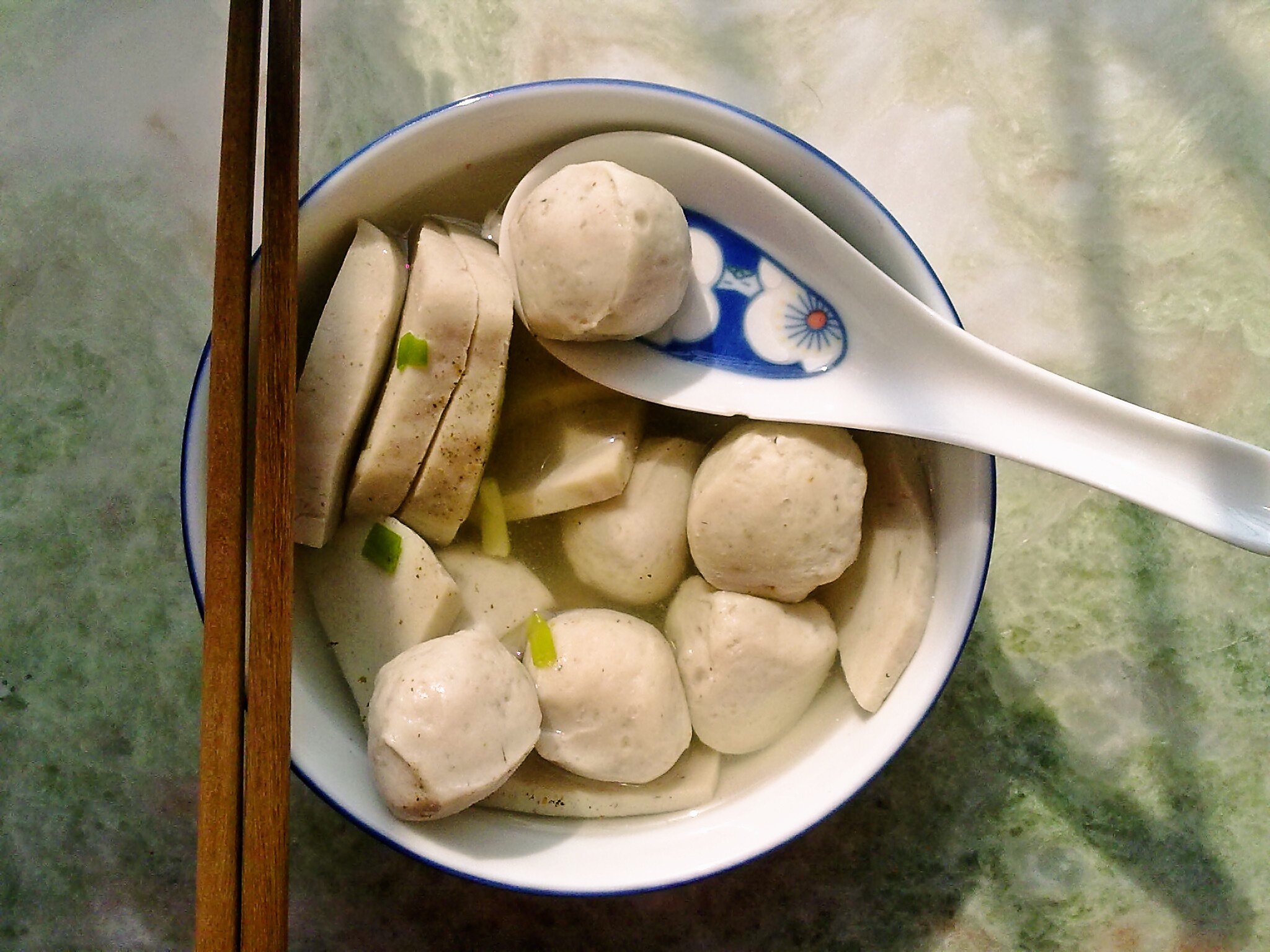胡椒鱼丸汤