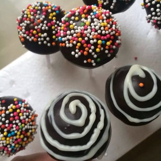 《Tinrry下午茶》教你做棒棒糖蛋糕