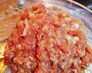 一汤底两吃！西红柿金针菇肉丸子汤（肉丸面）的做法 步骤1