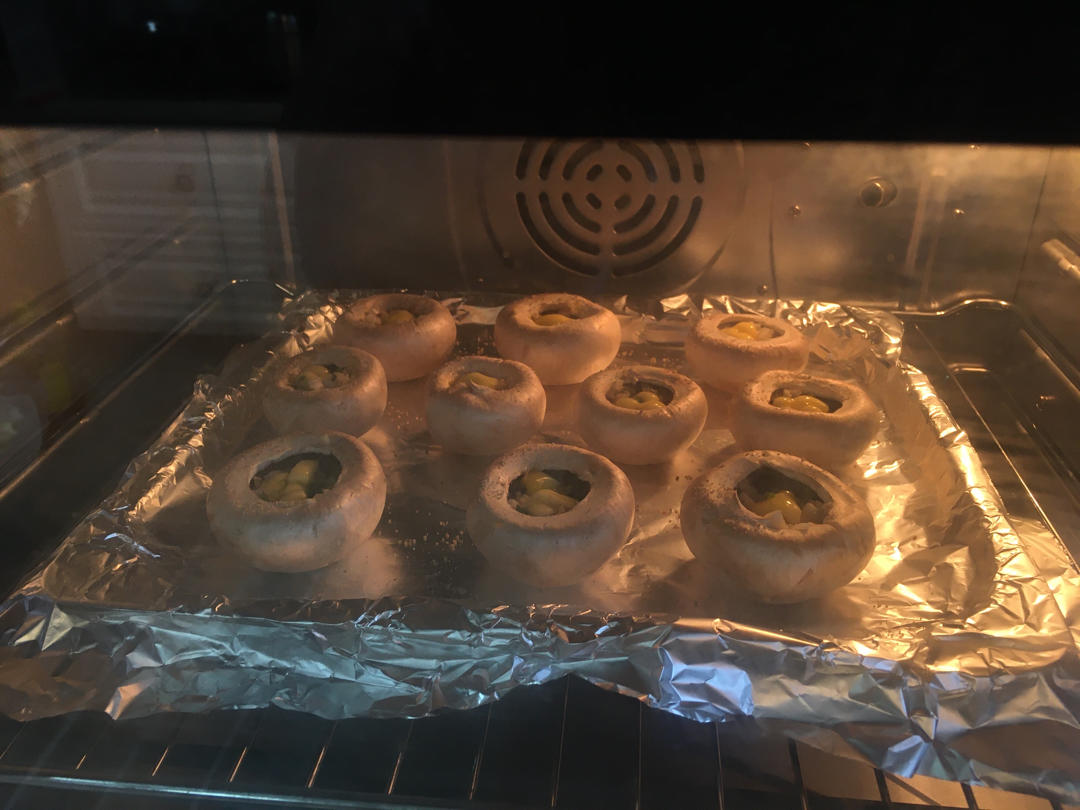 重点是喝汁水 香蒜黄油烤蘑菇