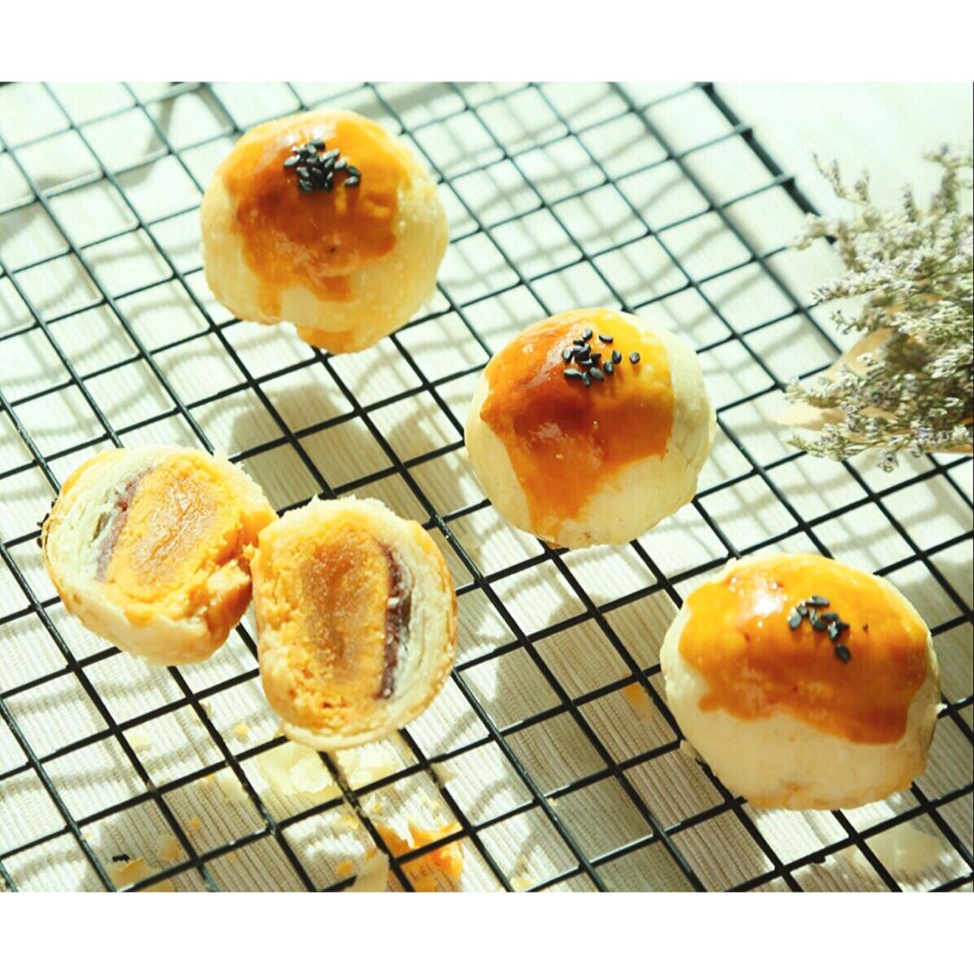 蛋黄酥酥酥（超级奶香黄油版）
