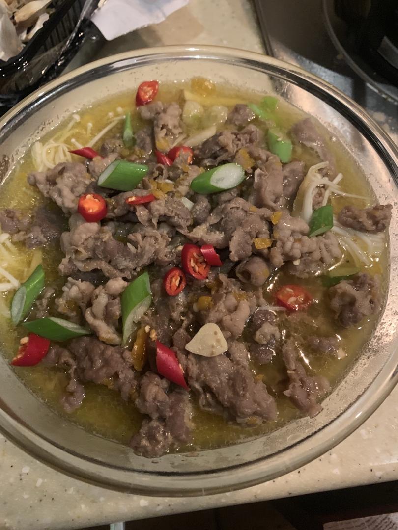 酸汤肥牛