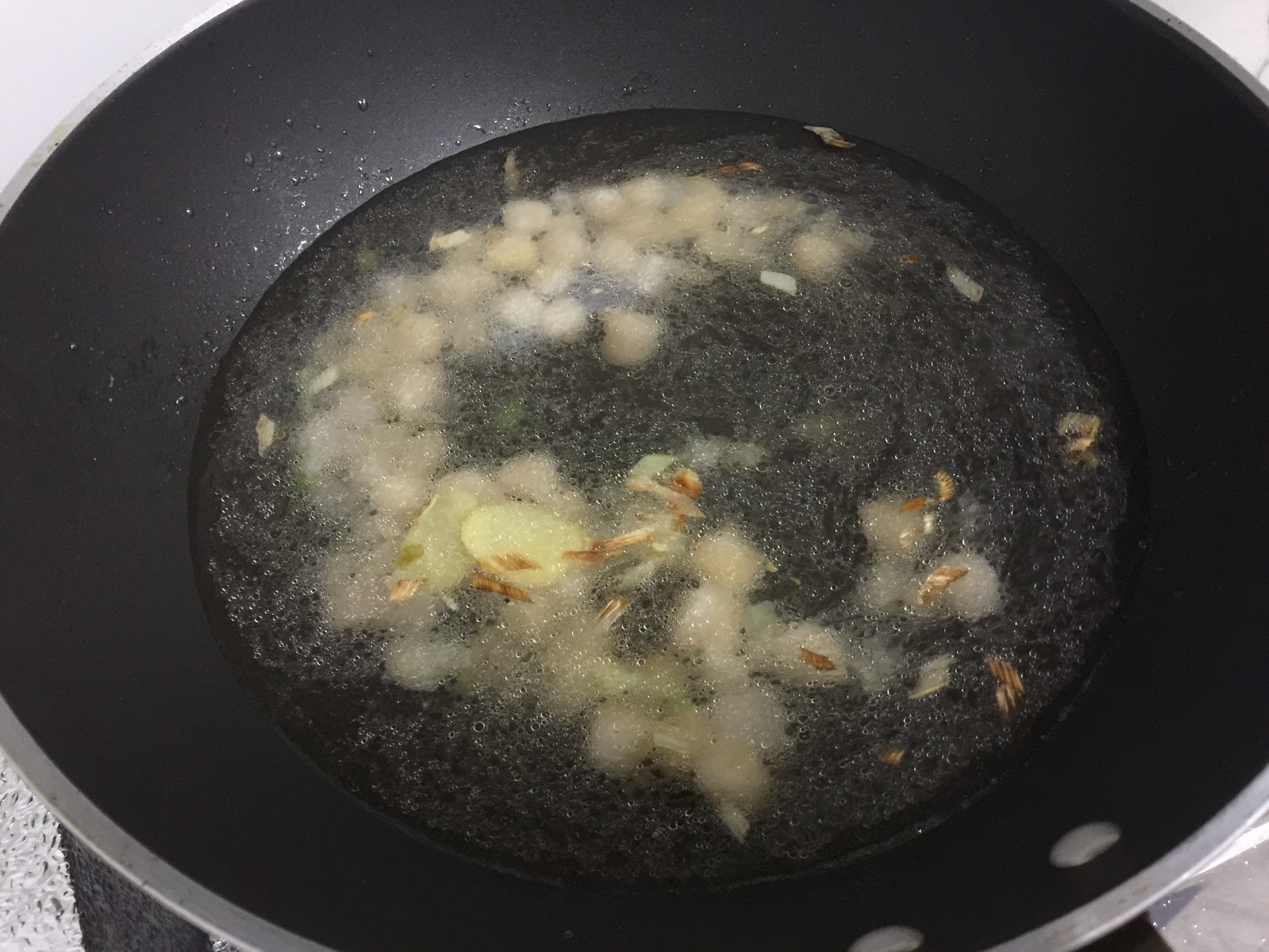 扇贝柱炖小白菜的做法 步骤6