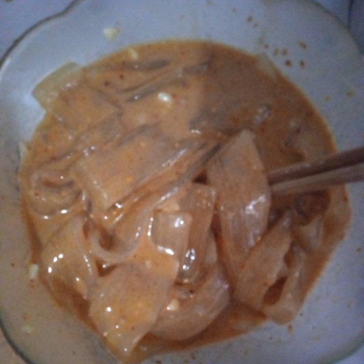 麻酱流汁宽粉