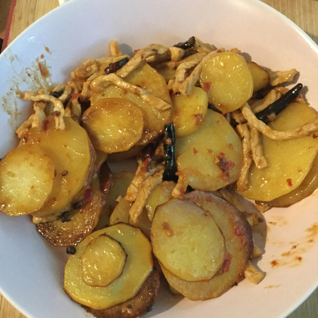 干锅土豆片