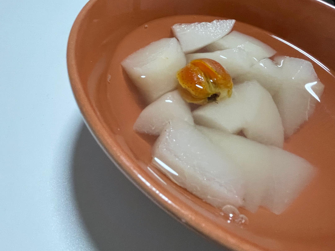 老北京小吊梨汤 与 山楂雪梨糖水｜美食台