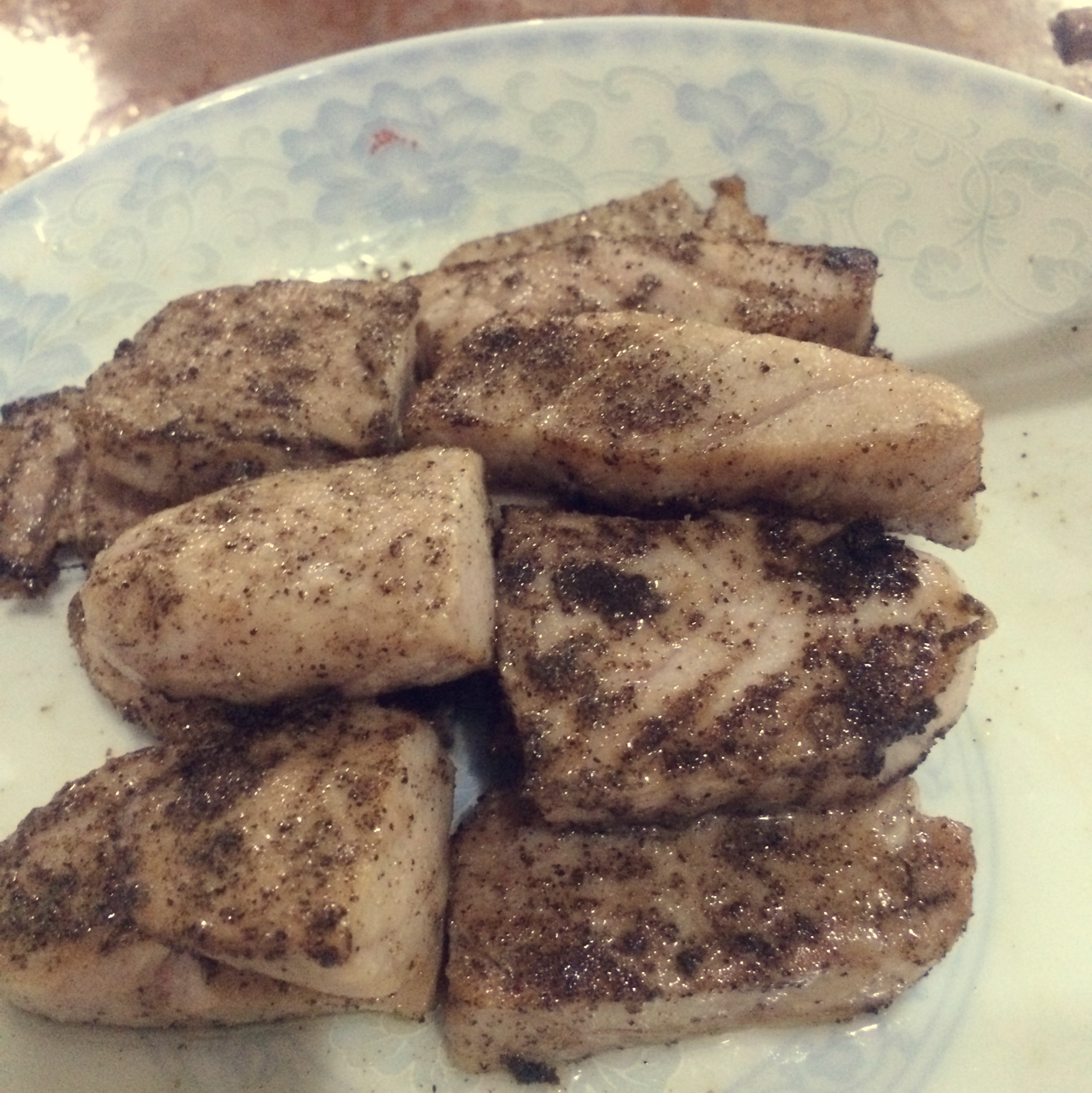 嫩煎金枪鱼Seared Ahi Tuna