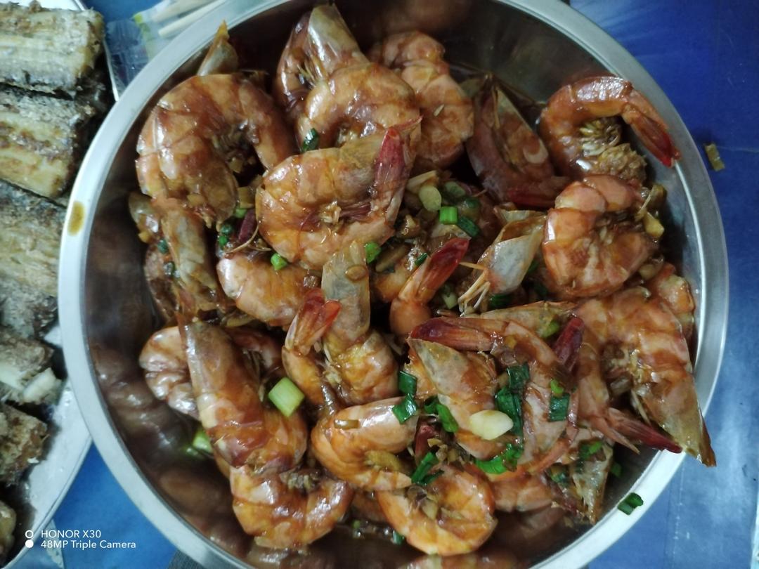 家庭版油焖大虾