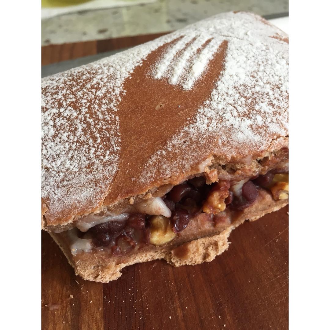 麻薯核桃夹心软欧包