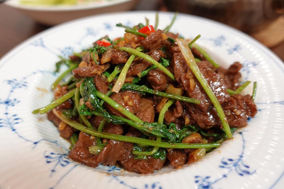 小炒牛肉丝