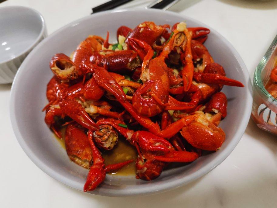 橘丽丝的蒜蓉小龙虾