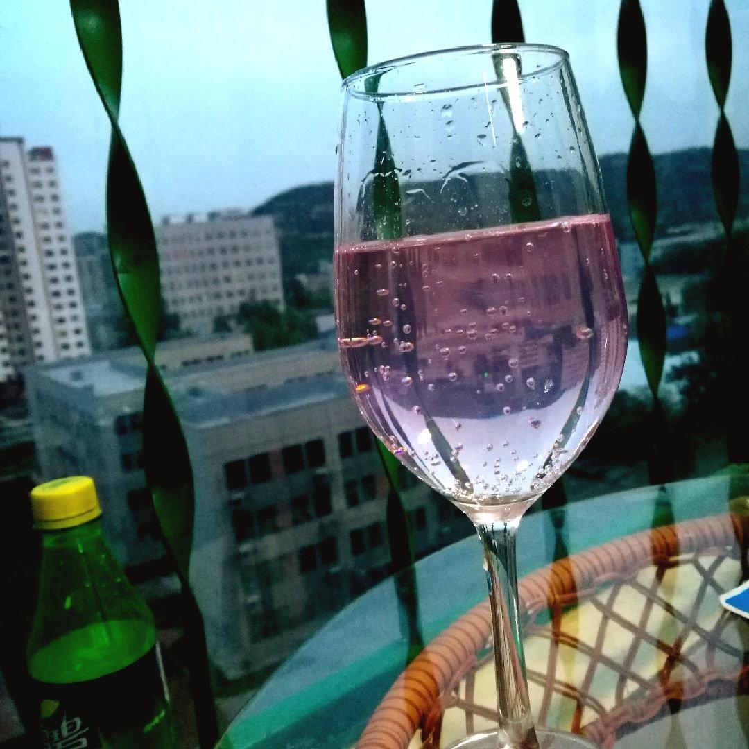 蜜桃少女心（渐变气泡酒）