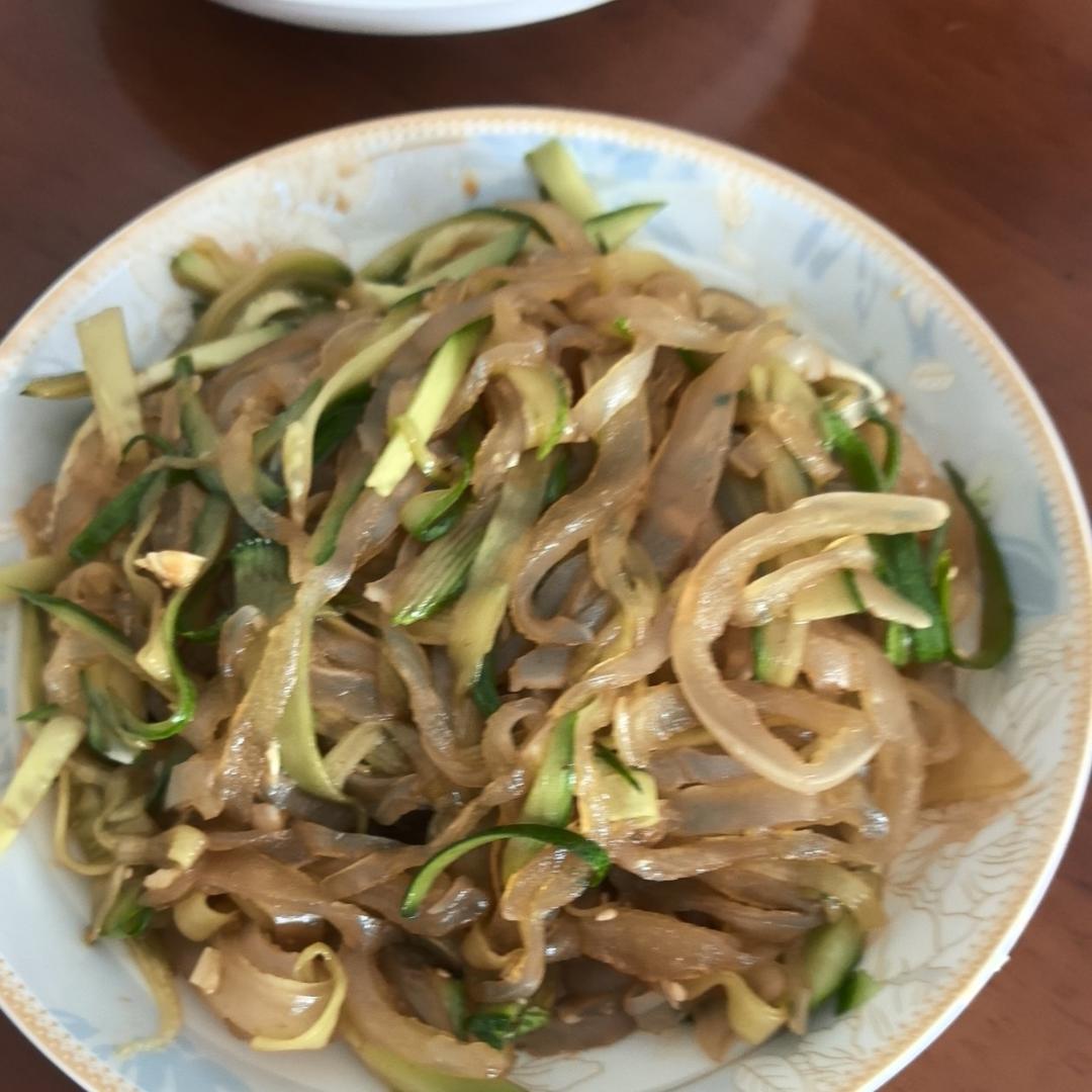 红薯粉凉皮的制作(微波炉版)