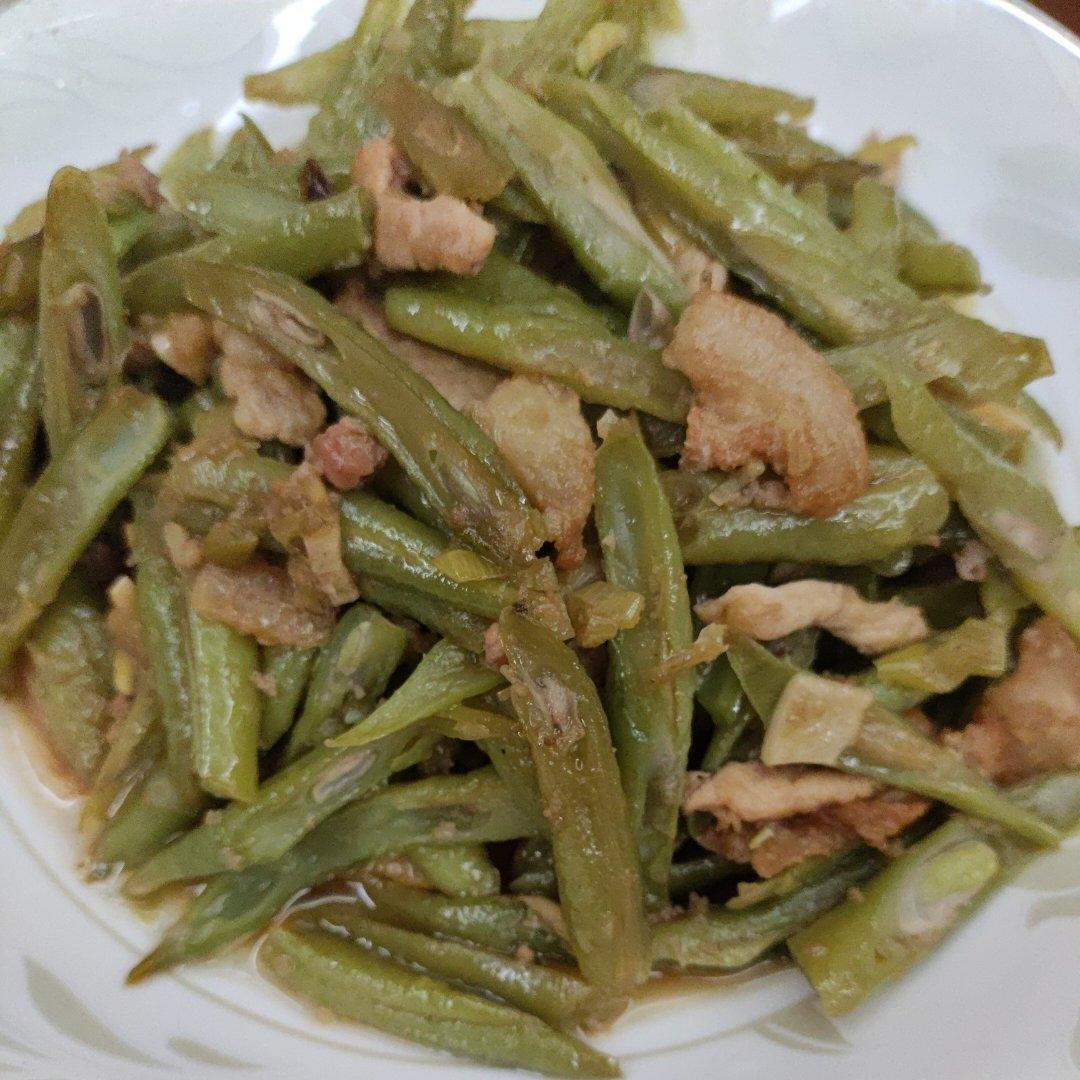 炒肉就得嫩—豆角炒肉（四季豆）