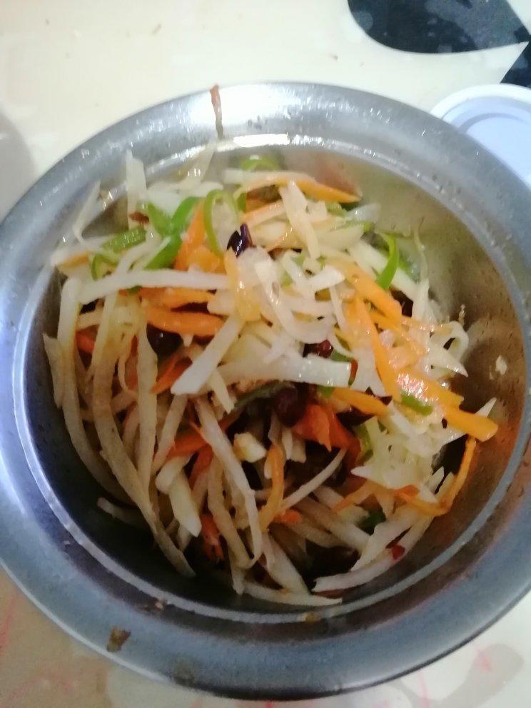 凉拌酸辣土豆丝