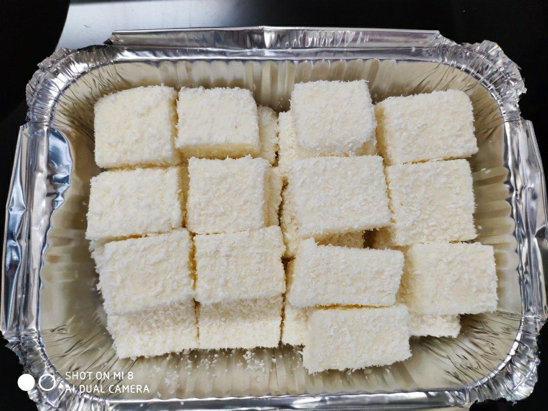 【甜蜜工坊】椰丝牛奶小方糕