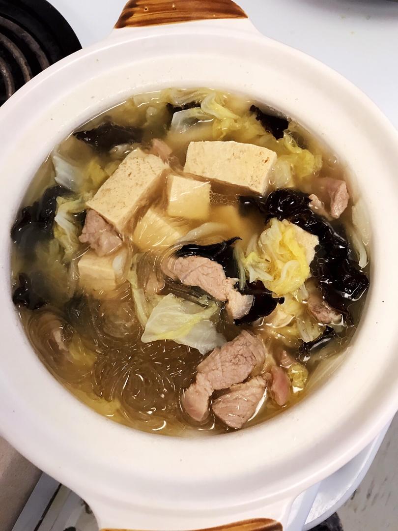 大白菜炖冻豆腐