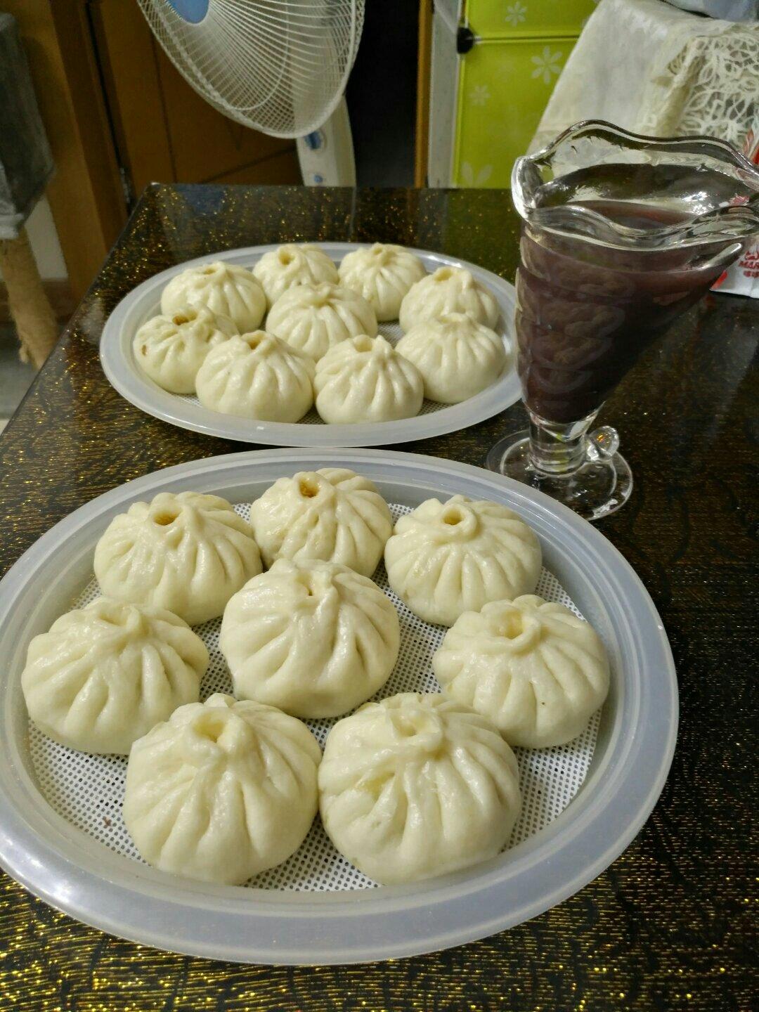 梅干菜肉包
