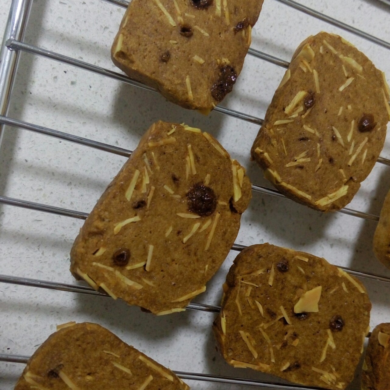 苏苏念侬做的红糖杏仁曲奇补血养颜君之改良版