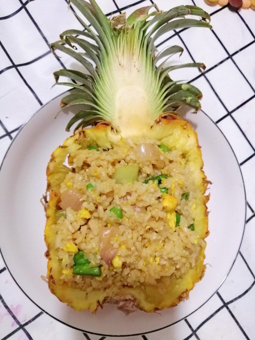 菠萝炒饭