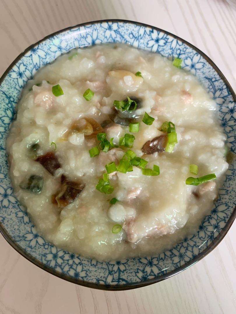 十五分钟快手之香滑皮蛋瘦肉粥(附五分钟电饭煲电压力锅更快捷方法)