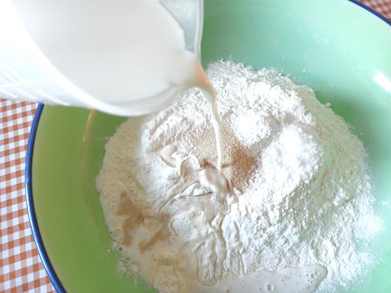 纯奶手撕吐司的做法 步骤1