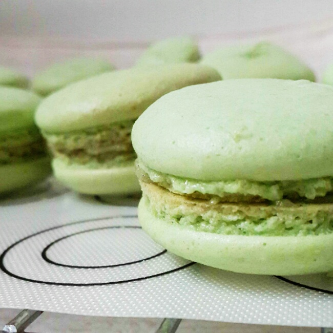 马卡龙（瑞士蛋白霜）