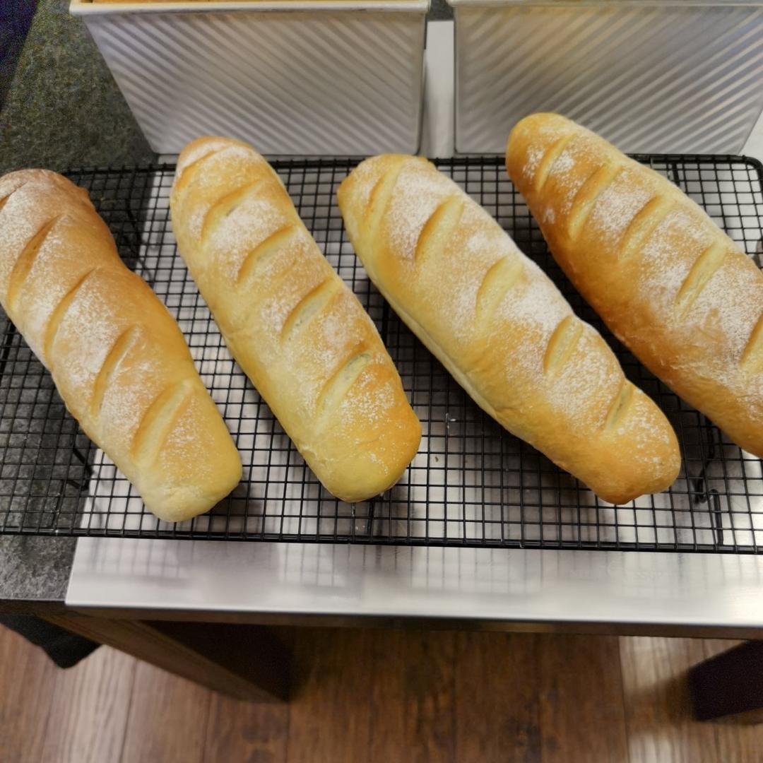 内心柔软的蔓越莓芝士软欧包