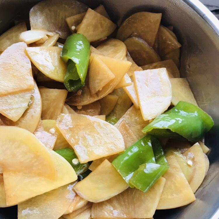 超级简单下饭的尖椒土豆片