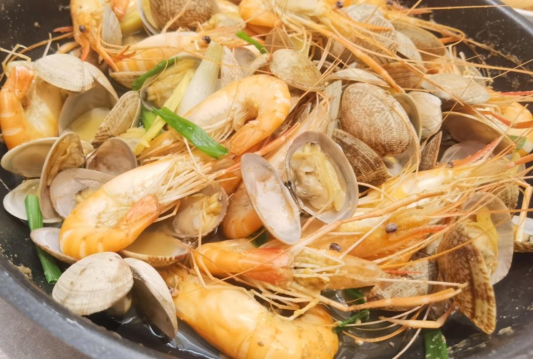 零厨艺的盐焗海鲜锅