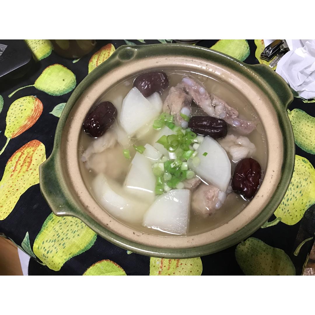 萝卜排骨汤