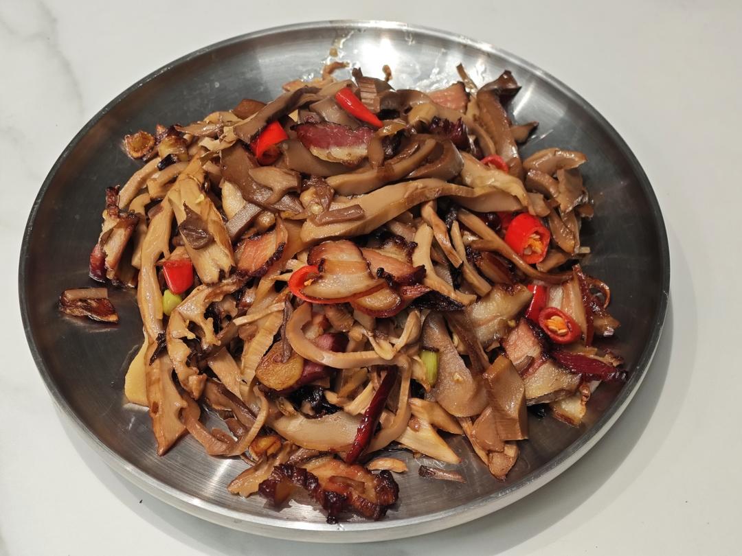 不油腻的烟笋炒腊肉