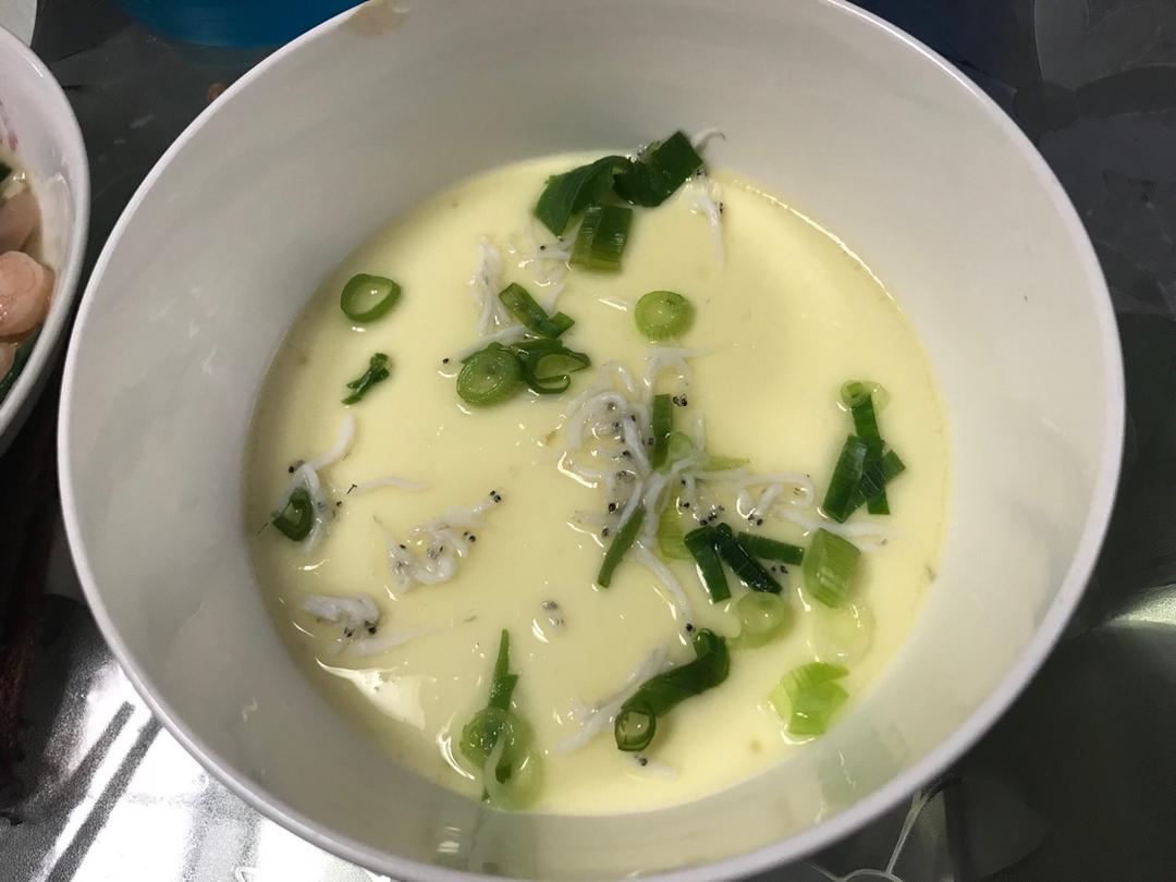 银鱼鸡蛋羹