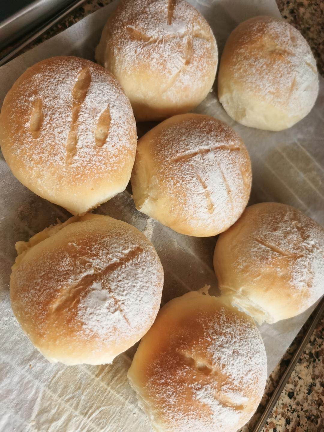 榴莲芝士软欧包