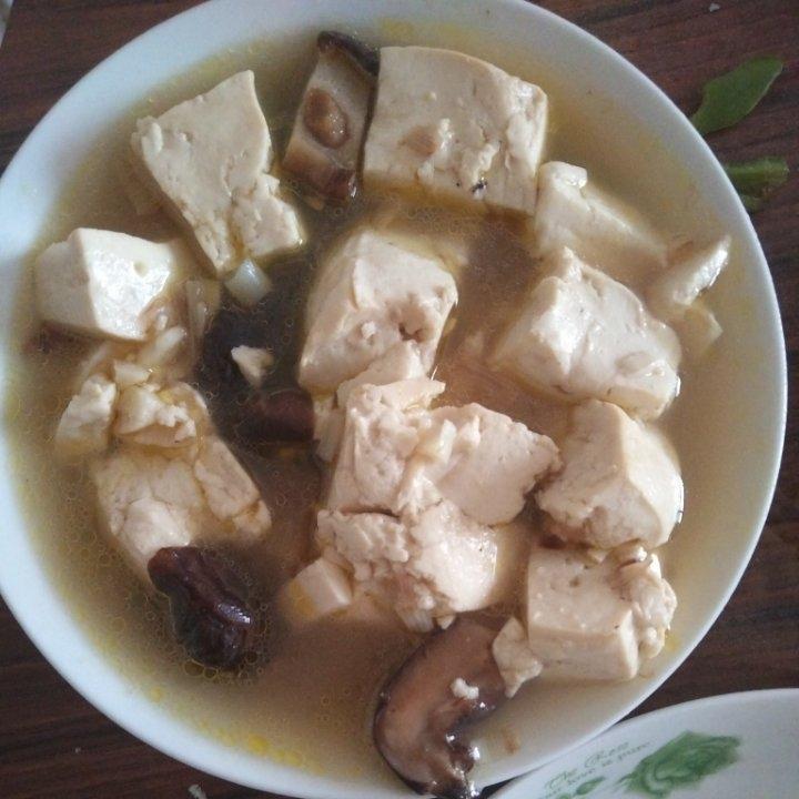香菇豆腐汤
