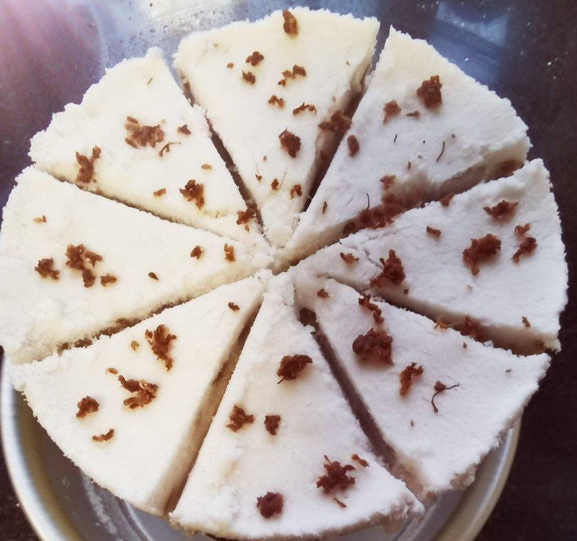 冰糖雪梨椰子盅做的桂花糕