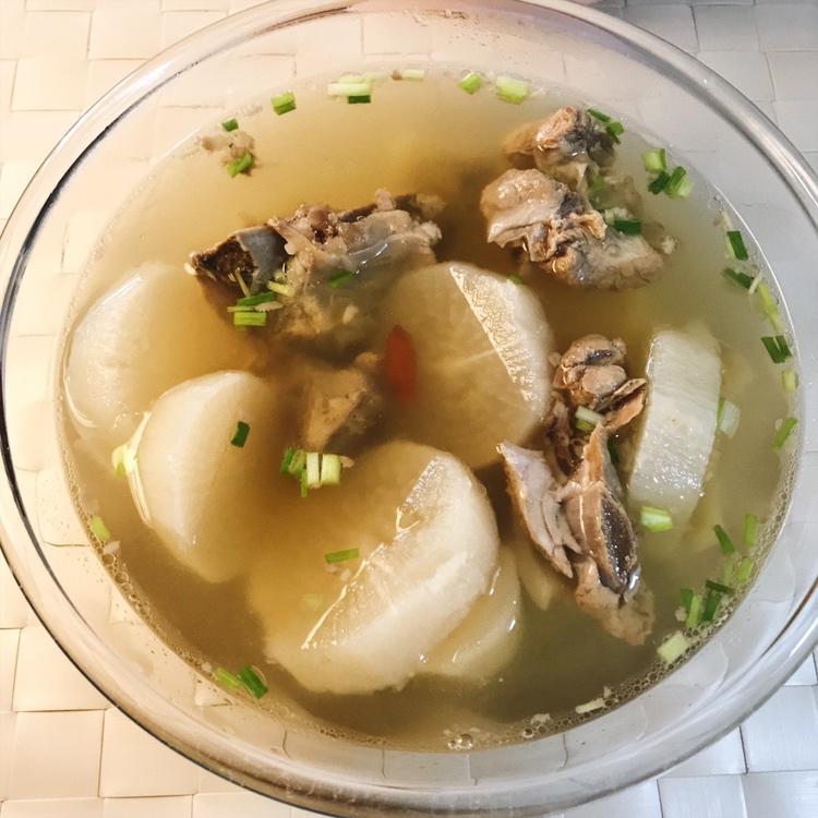 萝卜排骨汤