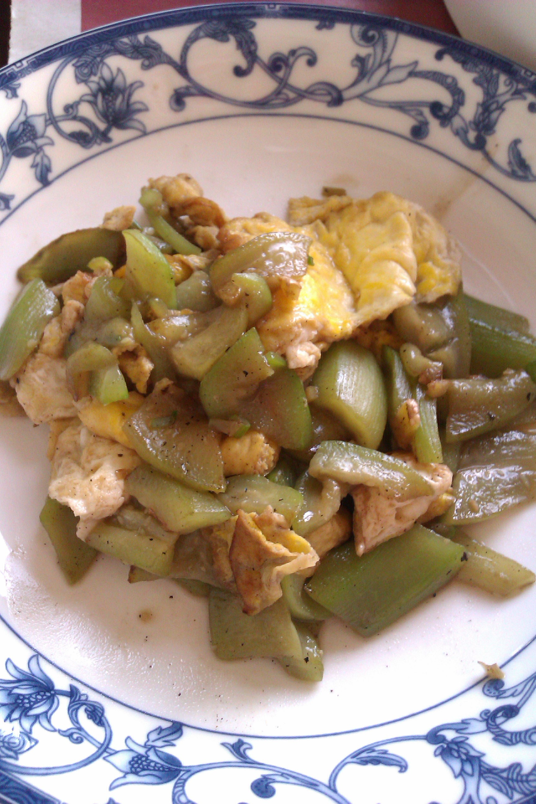 丝瓜炒鸡蛋