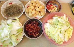 大白菜炖豆腐，热乎乎的经典炖菜，超简单的做法 步骤1