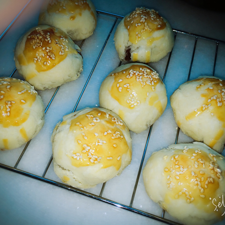 蛋黄酥：抹茶酥：（奶黄味）