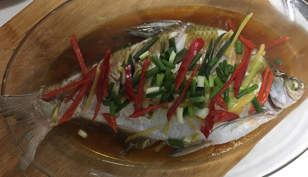 清蒸武昌鱼
