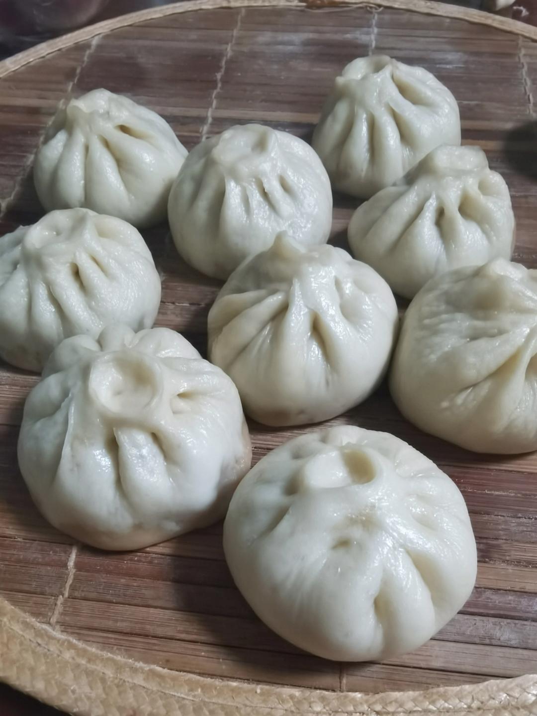 小笼包（秒杀市面上小笼包店的做法）