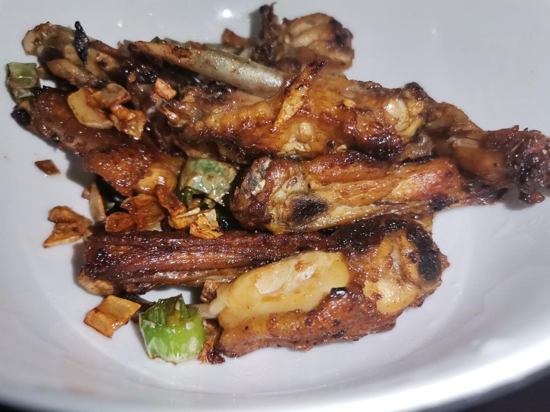 蒜香鸡翅，这才是鸡翅最好吃的做法