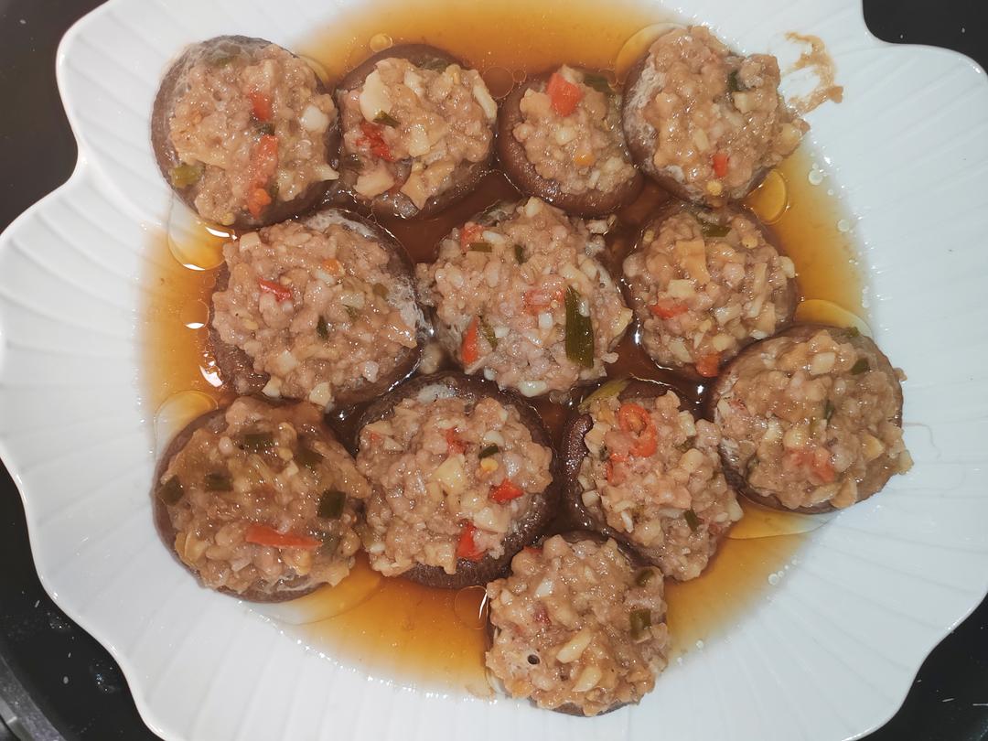 美味蒸菜--香菇酿肉（年夜饭菜品）的做法 步骤3