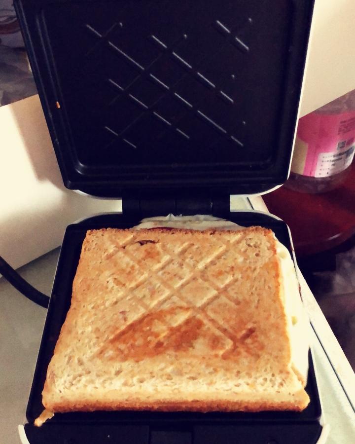 吐司三明治