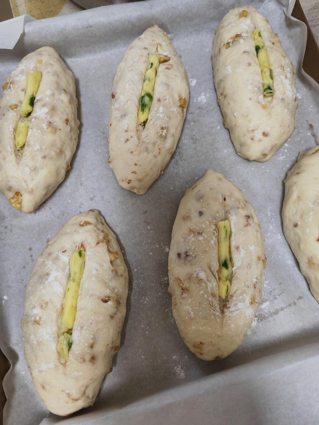 经典奶盐风味，鲜奶核桃盐面包