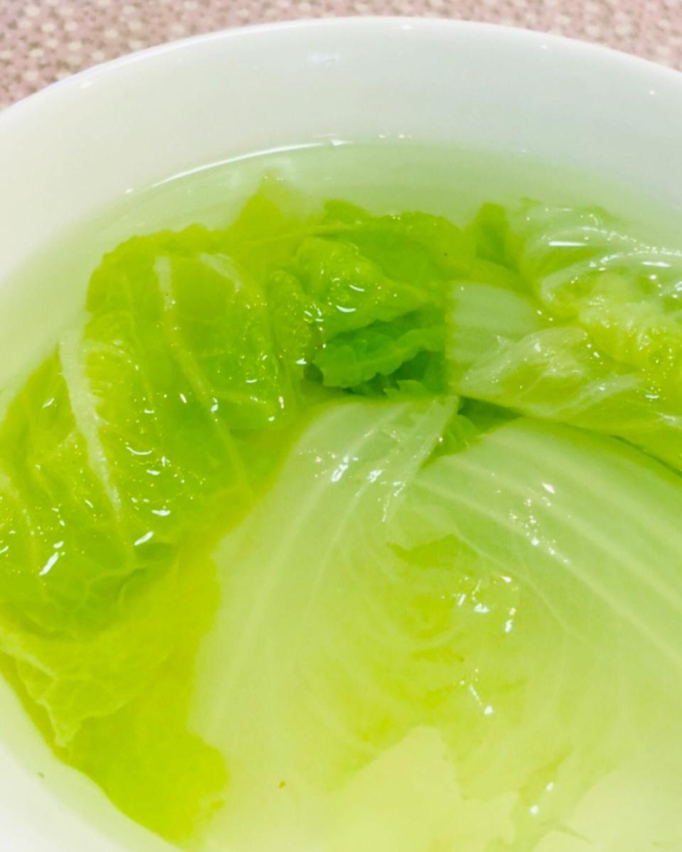 阳光洒满屋做的开水白菜