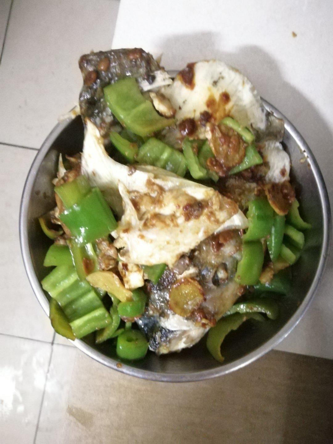 煎焗鱼头