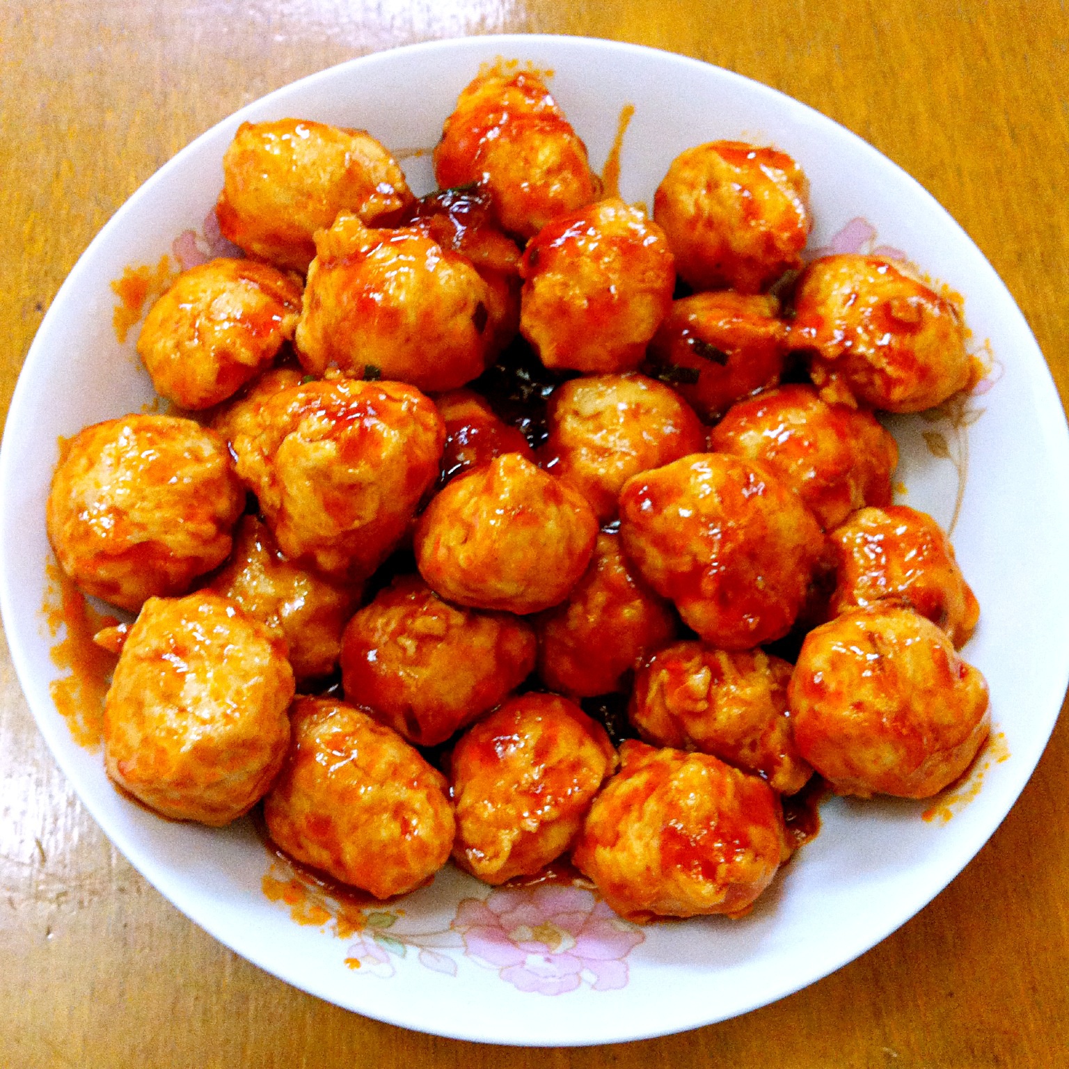 程六月做的酸酸甜甜【茄汁鸡肉丸】