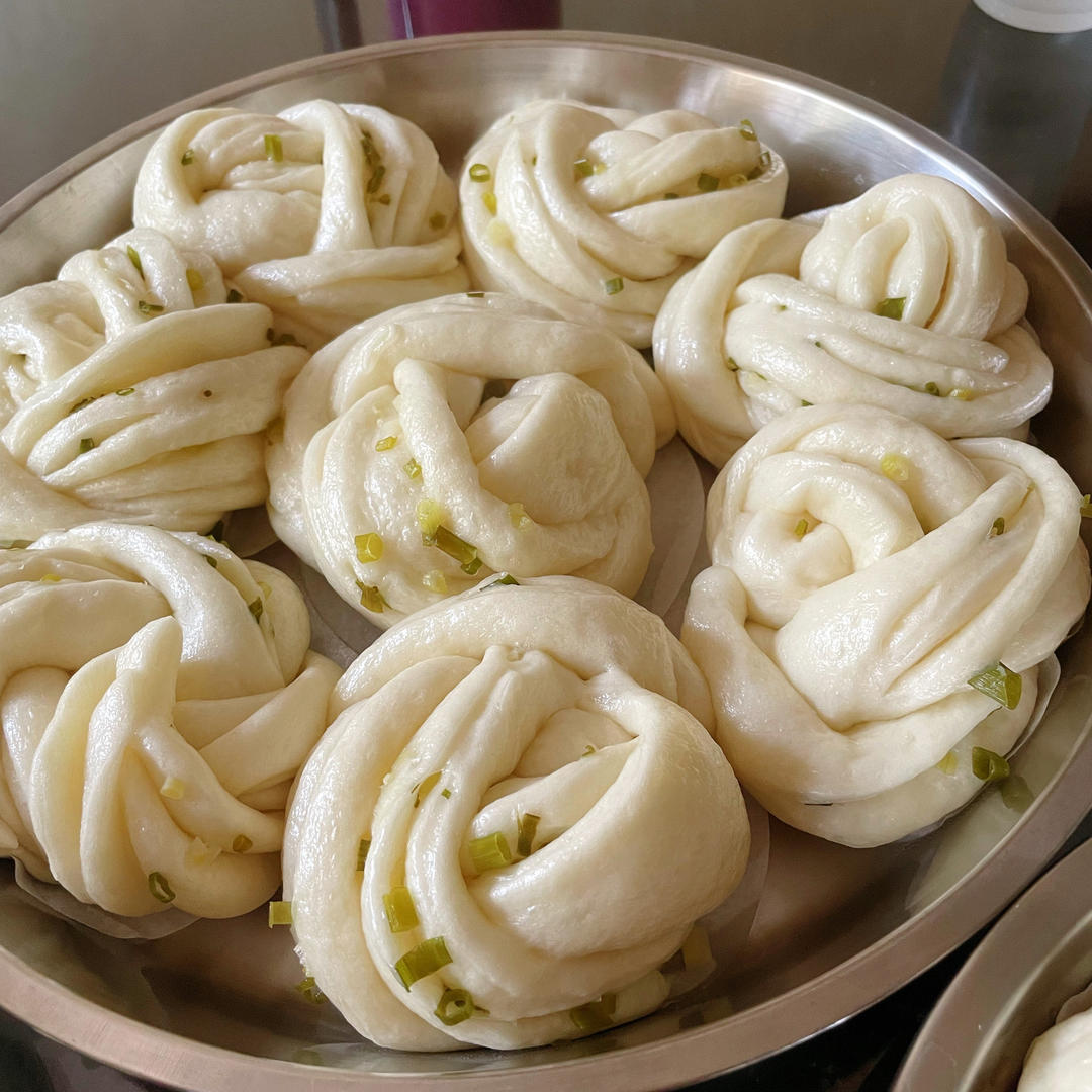 葱油花卷，一根筷子卷出漂亮的造型